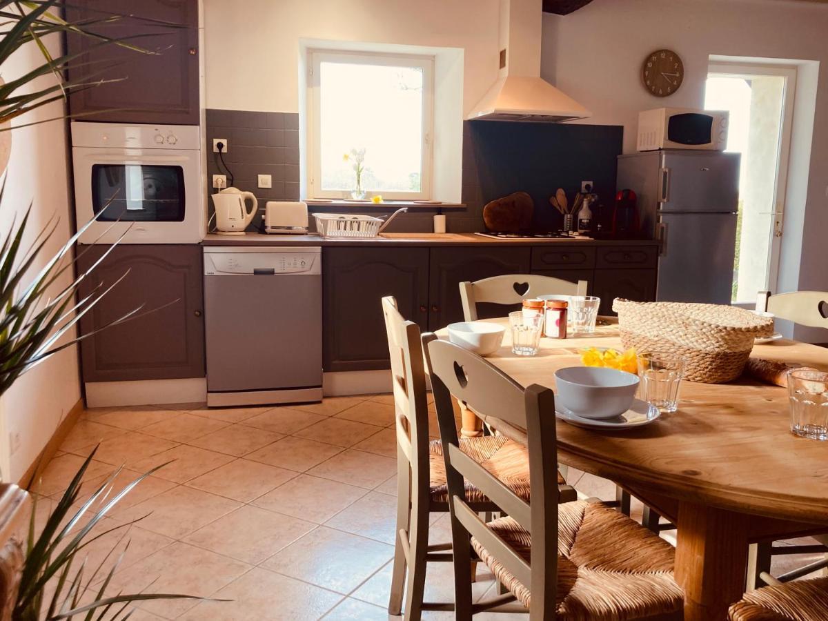 L'Adeenne Gondrin Buitenkant foto